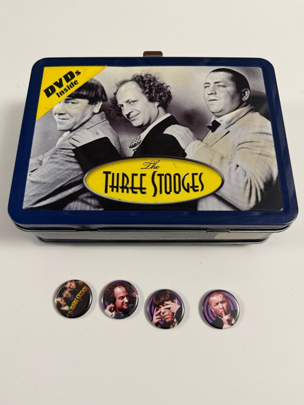 Three 3 Stooges 2009 Collectable Tin Lunchbox With Collectible Magnetic Buttons - Picture 2 of 14